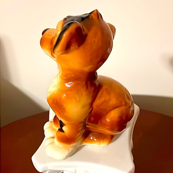 Vintage Ceramic Puppy Figurine 🐶 - Picture 3 of 10